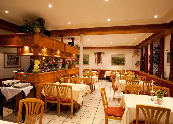 Buerger-stube Otel Sasbach am Kaiserstuhl